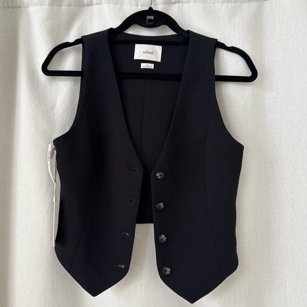 Aritzia Wilfred Midnight Black Women's Vest sz 4
